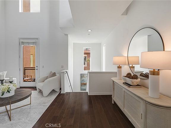 3rd image of 607 Rockefeller #72