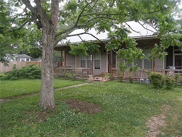 555 S 5th St — Photo 26