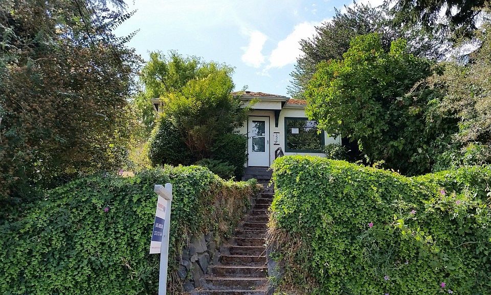 1st image of 229 S Cambrian Ave