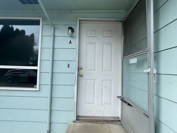 92 Veys Dr APT A