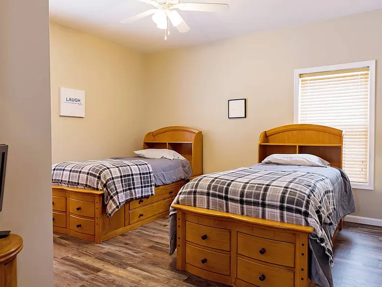 284 Roundabout Way — Photo 14