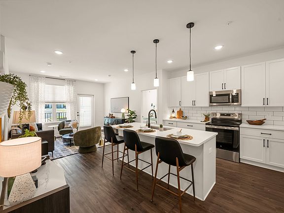 2nd image of 358 Groveway Loop #131