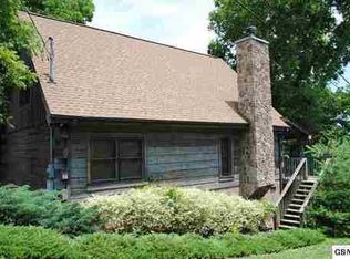 2203 Eagle Feather Dr, Sevierville, TN 37876