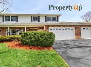 316 Whitney Rd, Lake Zurich, IL 60047