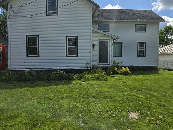 2nd image of 407 Chestnut St