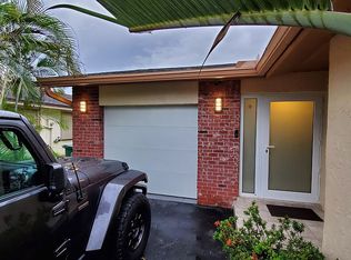 2216 Nova Village Dr, Davie, FL 33317