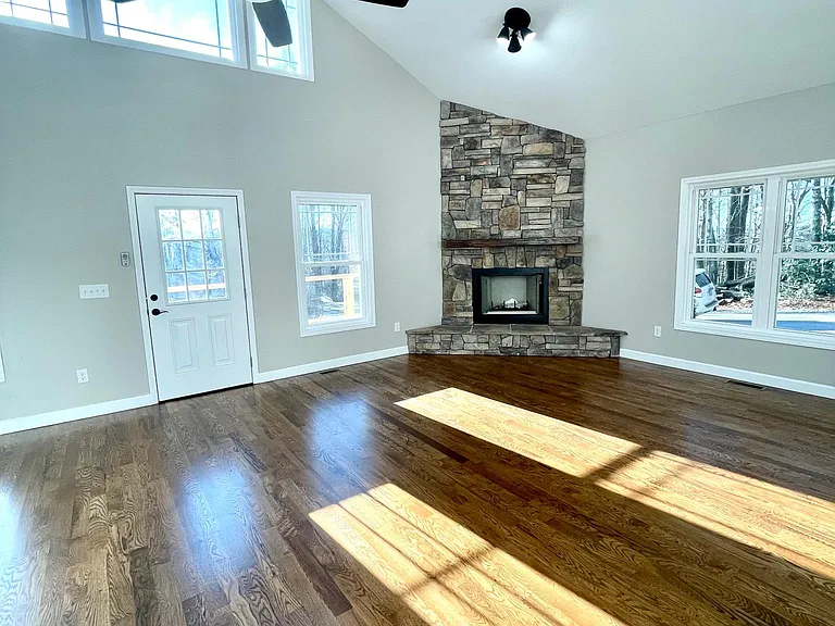 400 Burrell Mountain Rd — Photo 6