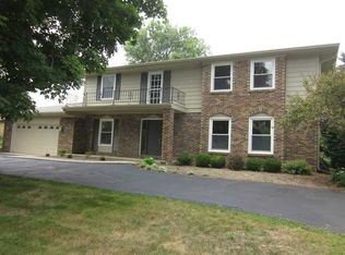 11412 Rolling Springs Dr, Carmel, IN 46033