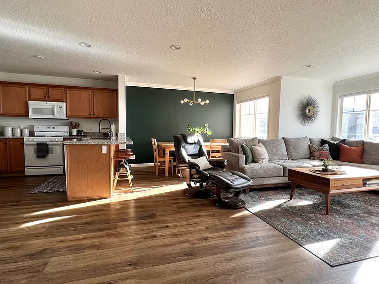 1285 S Alpine Way — Photo 2
