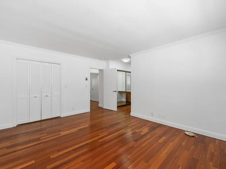 404 San Vicente Blvd #201 — Photo 9