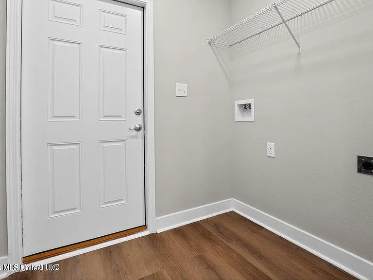 7172 W Greene St — Photo 14