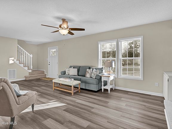3rd image of 106 Cottage Lane