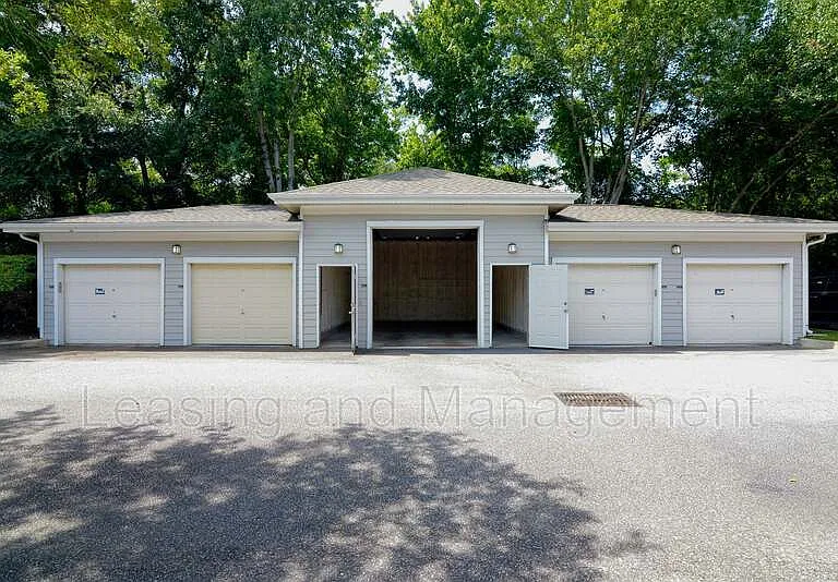1035 Telfair Way — Photo 20