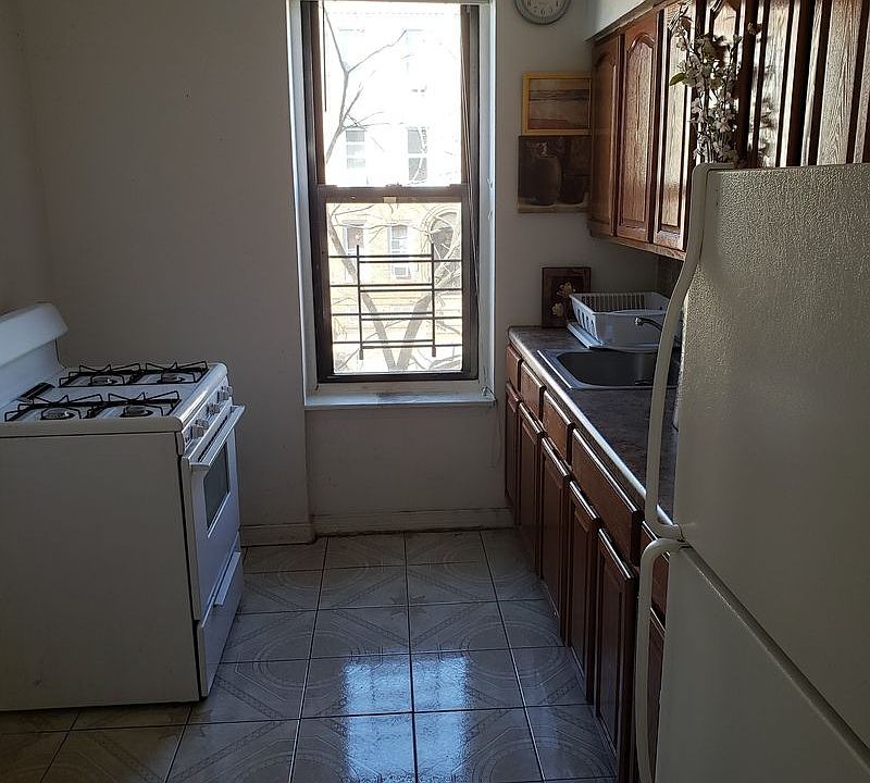 1st image of 52-06 Skillman Ave #2F