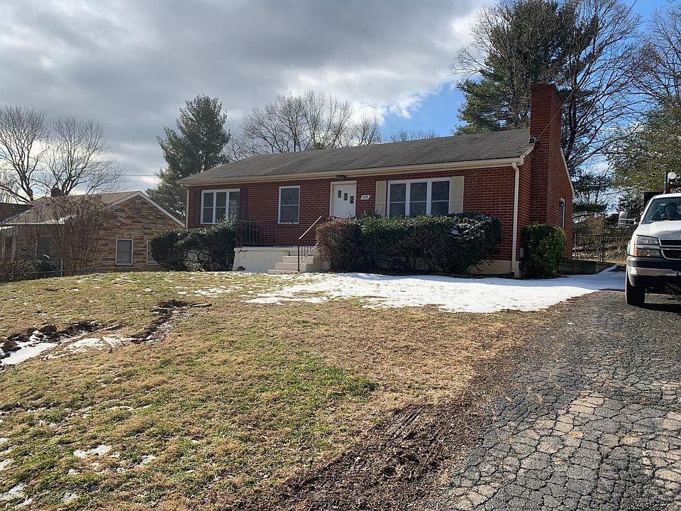 1st image of 3515 Poplar Dr