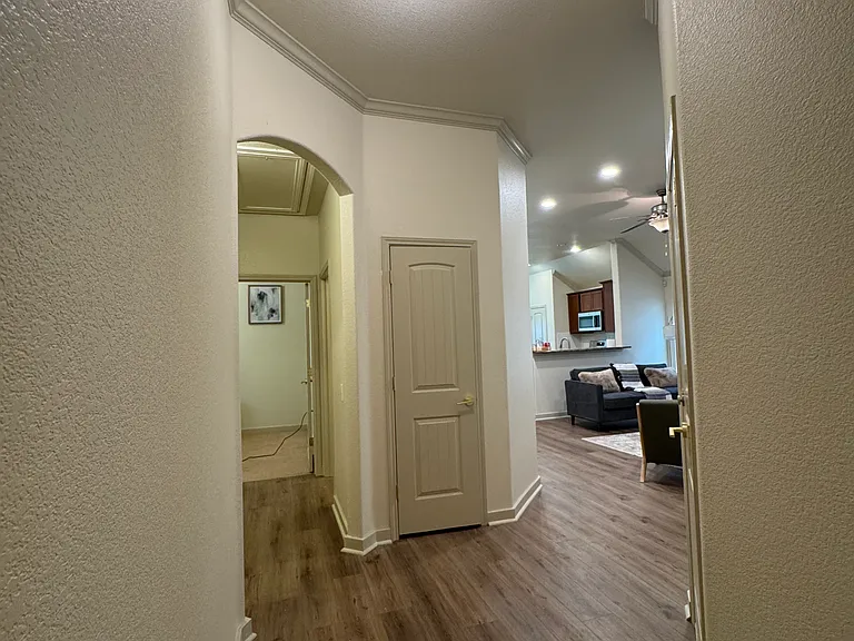 5928 Silver Screen Dr — Photo 19