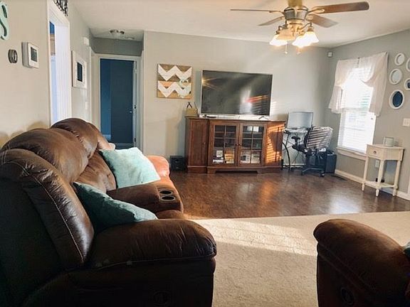5th image of 348 Kaylyn Dr