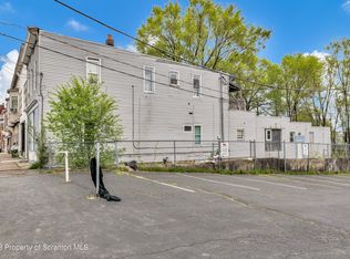 1121 Jackson St, Scranton, PA 18504