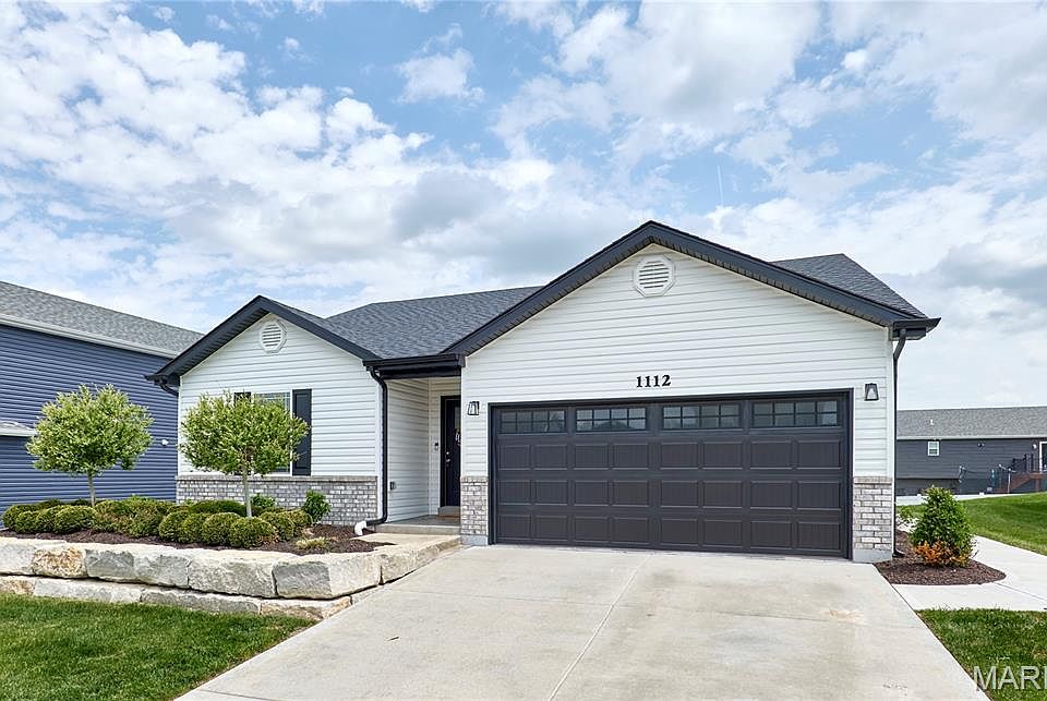 1st image of 1112 Baseball Dr