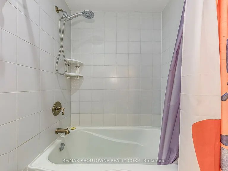 211 Saint Patrick St #106 — Photo 24
