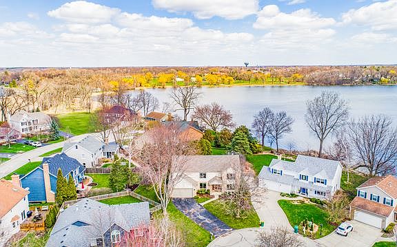 4th image of 295 Mainsail Dr