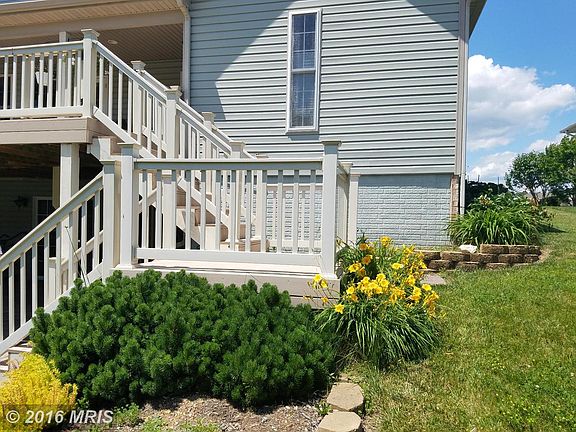 5th image of 211 Dewberry Dr