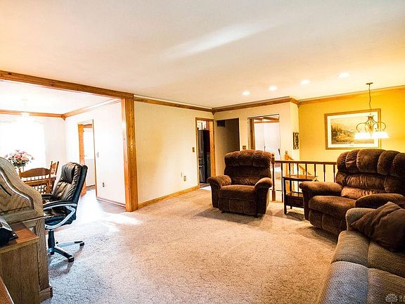 4th image of 3711 Bay Tree Ct
