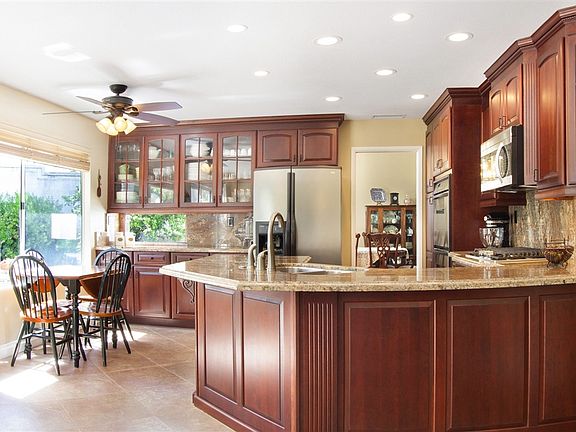 3rd image of 4933 Calle Sobrado