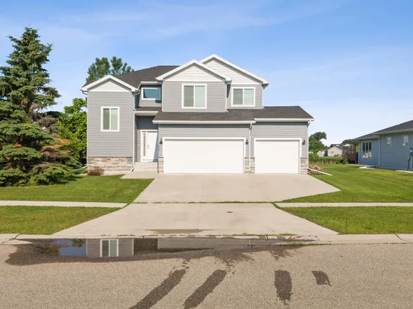 1250 5th St NW, West Fargo, ND 58078