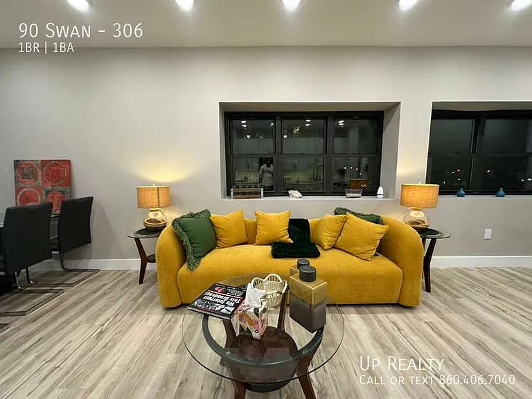 90 N Swan St #306 — Photo 22