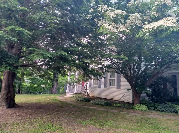 (undisclosed Address), Lenox, MA 01240