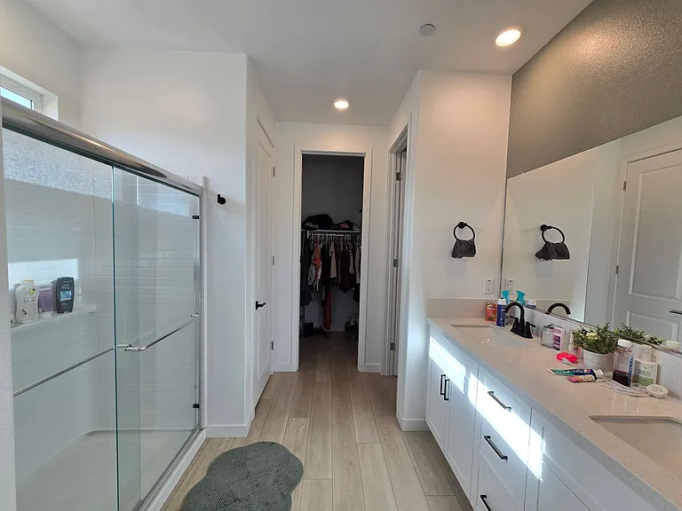 3336 Emerald Ln — Photo 10