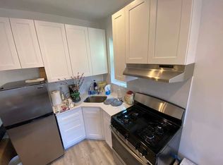 18-35 21st Rd #2B, Astoria, NY 11105