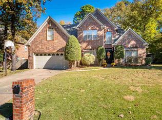 56 Aberdeen Dr, Little Rock, AR 72223