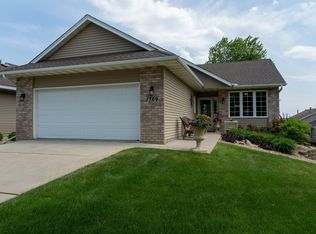 1769 Carleton Pl, Hastings, MN 55033