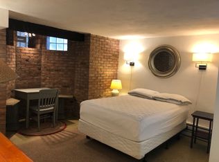 6016 Walnut St #1, Pittsburgh, PA 15206