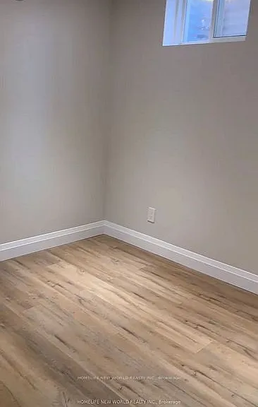 410 Victor Ct — Photo 9