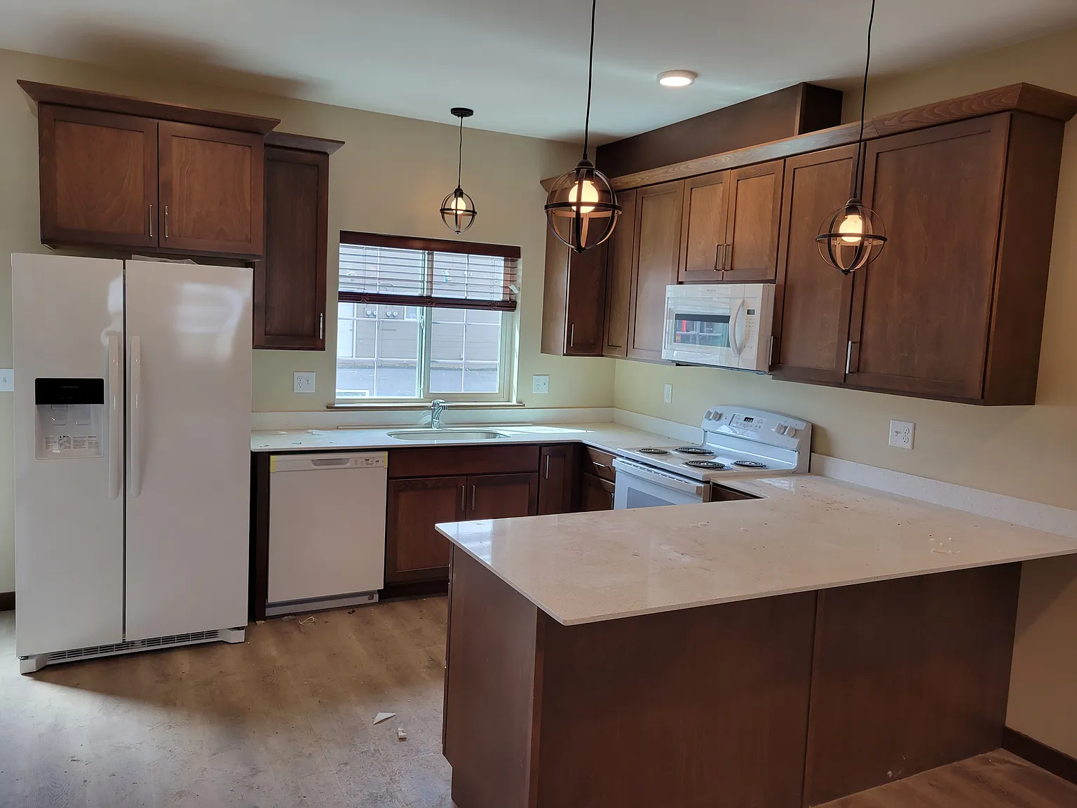 604 E Helena Avenue - 10 — Photo 2
