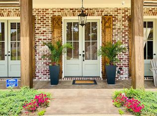 132 Twin Creeks Dr, Vicksburg, MS 39180