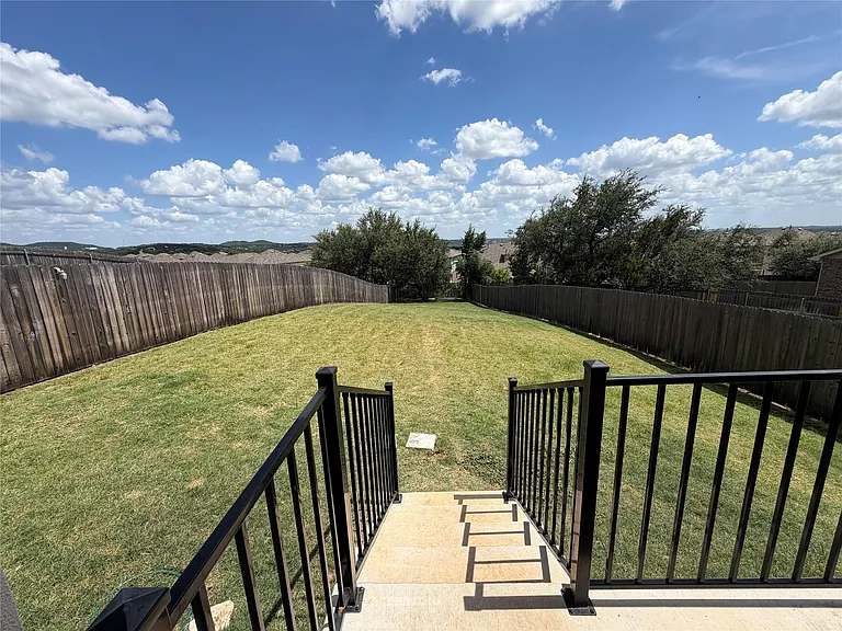 8109 Copper Prairie Bnd — Photo 14