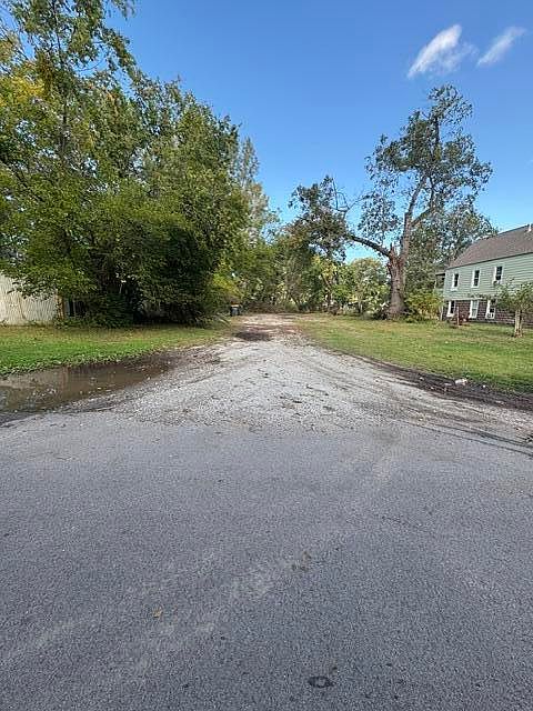 1st image of 300 Arthur Ave
