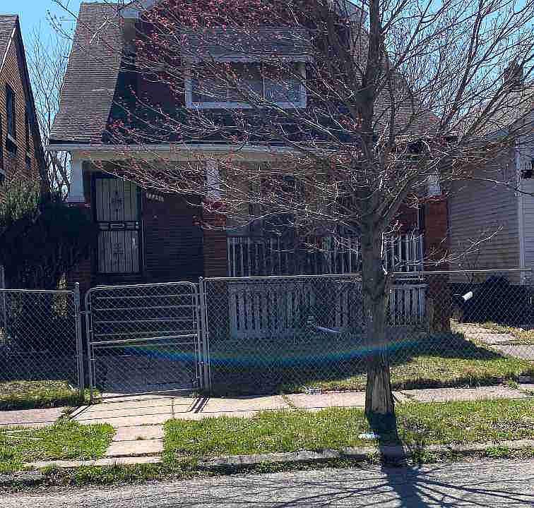 12490 Loretto