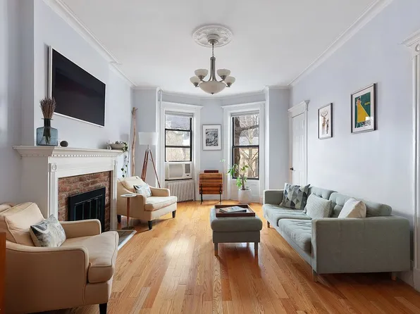 344 8th St APT 2, Brooklyn, NY 11215