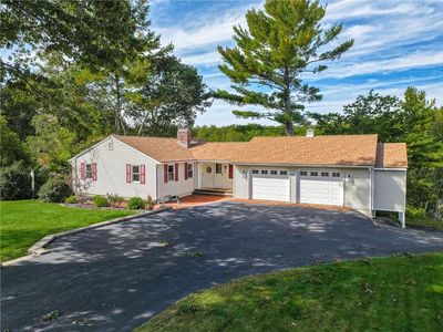 325 Lake Dr, Glocester, RI, 02814