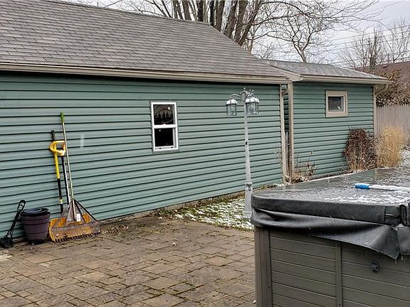 3rd image of 47 Nardin Dr