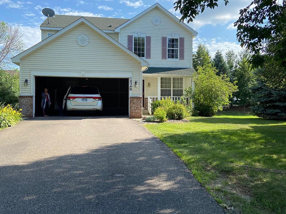 Beautiful home with two car garage