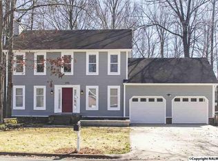 2715 King Arthur Ct SW, Decatur, AL 35603