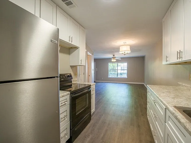 506 McKeithen St #1 — Photo 18