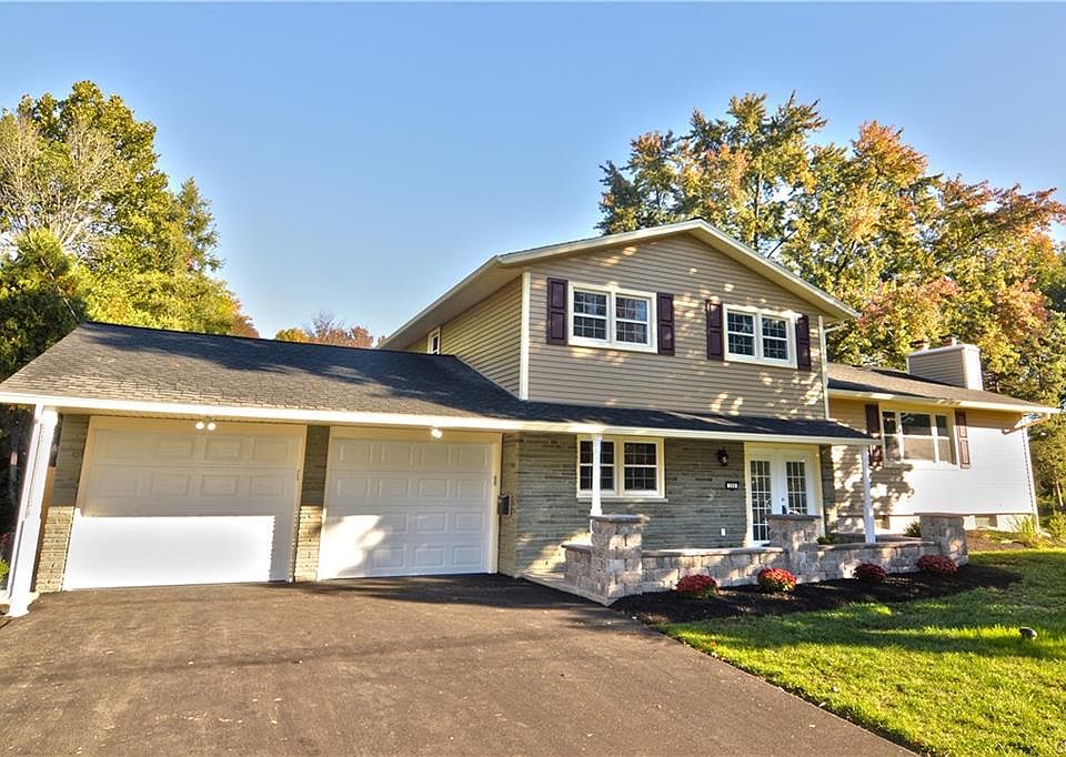 1st image of 300 Colony Park Dr