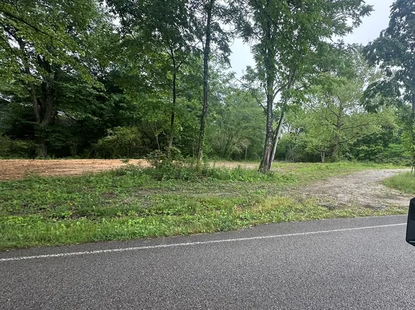 4094 Bennett Rd, Cookeville, TN 38506